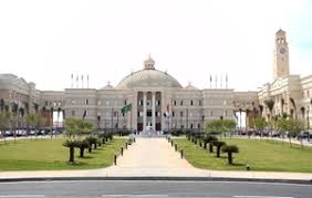 بدء الدراسة بجامعة القاهرة الأهلية في العام الجامعي 2025/2026 بـ 14 كلية و22 برنامجًا أكاديميًا حديثًا